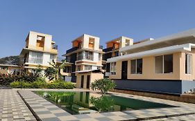 Royal Meadows - Igatpuri Bungalow C