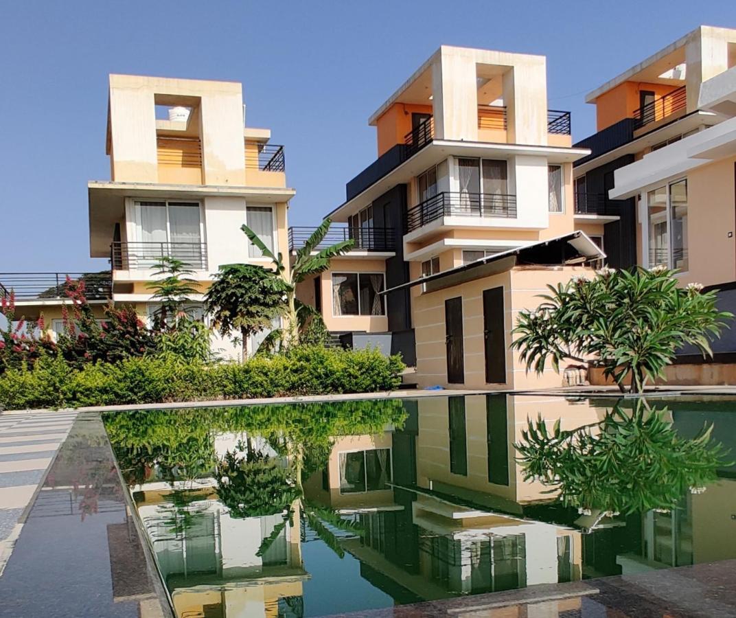Royal Meadows - Igatpuri Bungalow C Exterior photo