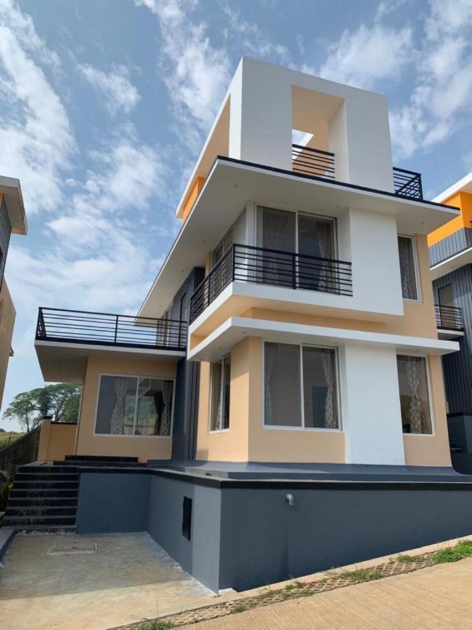 Royal Meadows - Igatpuri Bungalow C Exterior photo